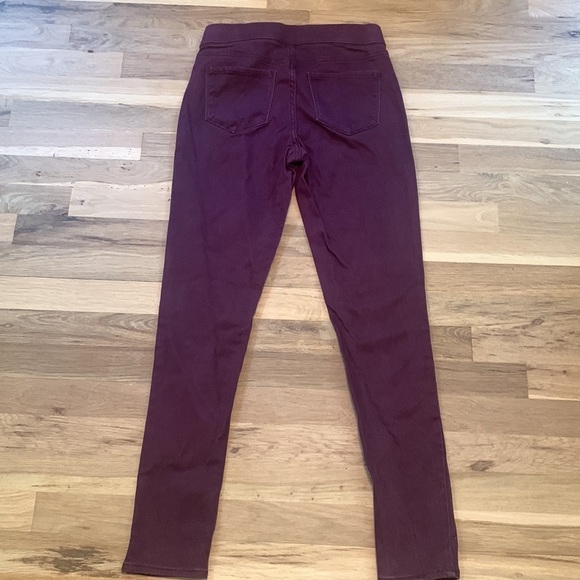 Old Navy Rockstar Mid-Rise Elastic Waist Skinny Jeggings Maroon Women’s 4R - Picture 13 of 15